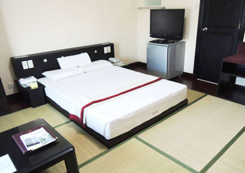 Hotel Asia Cebu Екстер'єр фото